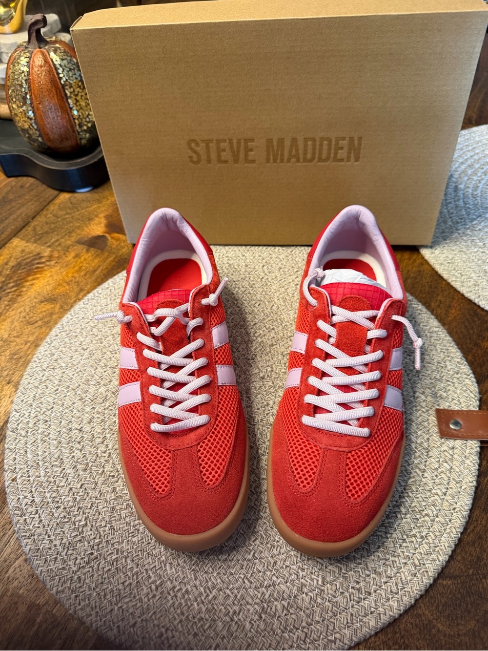 Steve Madden Red and Purple Women's Mesh & Suede Sneakers